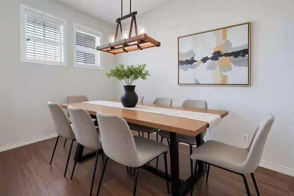 Airdrie, AB T4B 3T8,1086 Williamstown BLVD NW #401