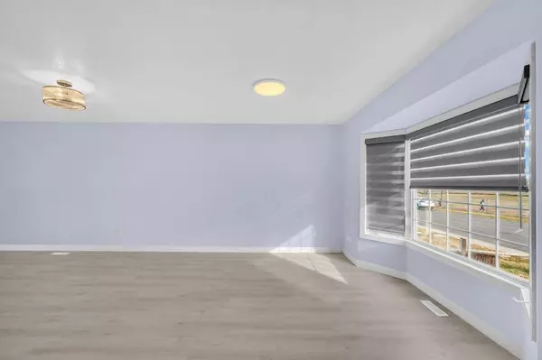 Calgary, AB T3J 1A8,159 Falwood WAY NE