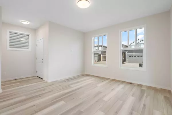 Calgary, AB T3M 3Z3,680 Buffaloberry MNR SE