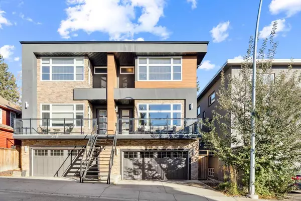 2620 15A ST SW, Calgary, AB T2T 4B9