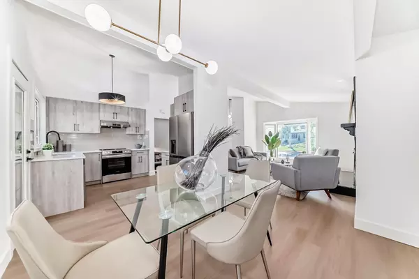 Calgary, AB T3E 4L7,129 Glenpatrick DR SW