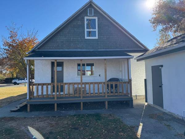 Fort Macleod, AB T0L 0Z0,311 22 ST