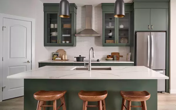 Calgary, AB T2X 5L9,80 Silver Spruce Bay SW