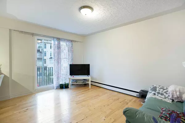 Calgary, AB T2R 0J5,1027 12 AVE SW #302