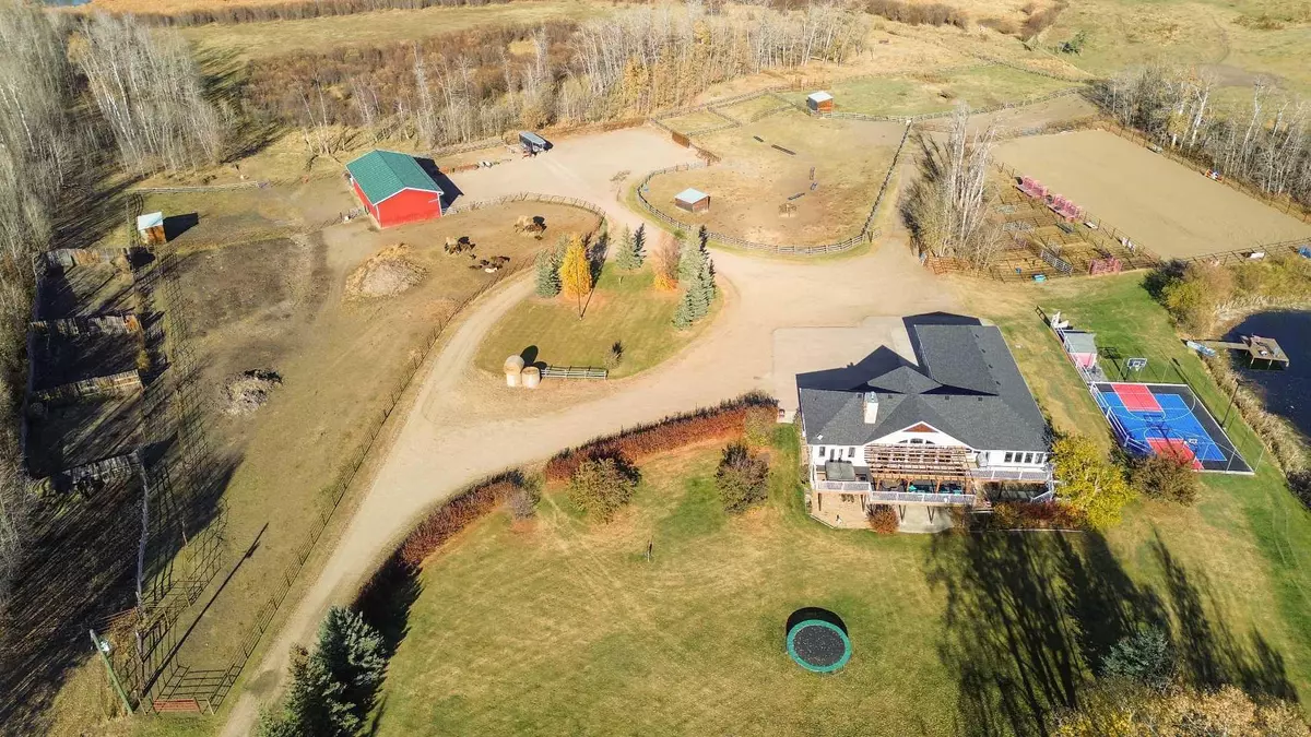 Rural Lacombe County, AB T0M 0X0,39517 Range Road 31A