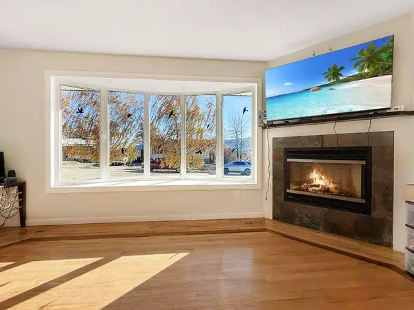 Grande Cache, AB T0E 0Y0,10530 98th AVE