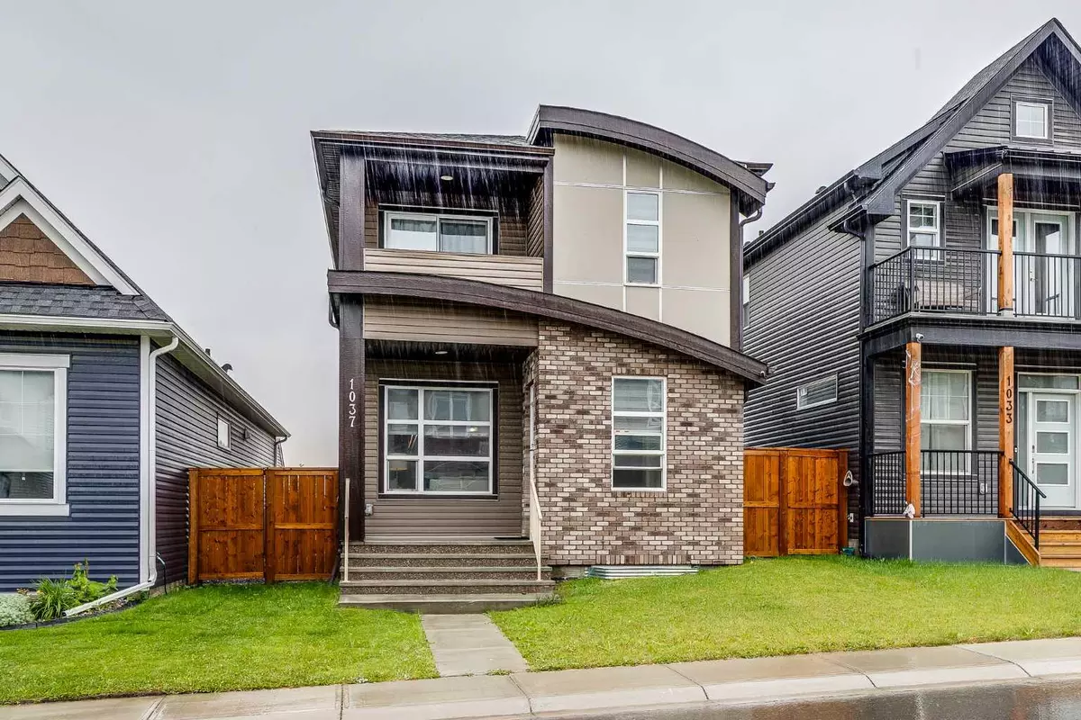 Airdrie, AB T4B 5E1,1037 Chinook Gate Heath SW