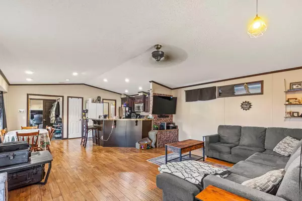 Grande Prairie, AB T8X 1P5,10615 88 ST #340