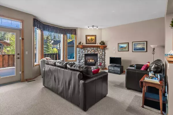 Canmore, AB T1W 3C5,1073 Wilson WAY