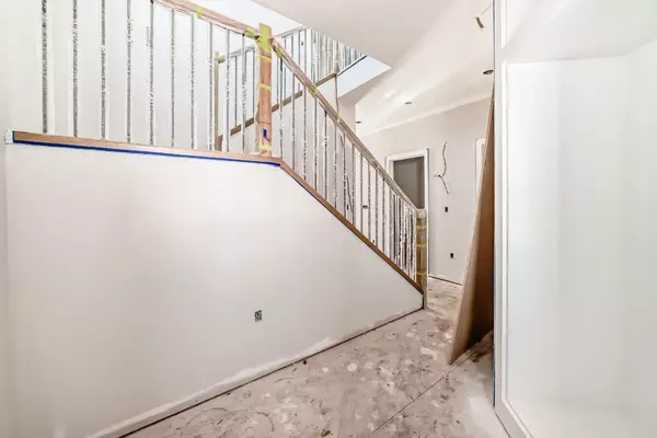 Cochrane, AB T4C2J8,524 Heritage BLVD