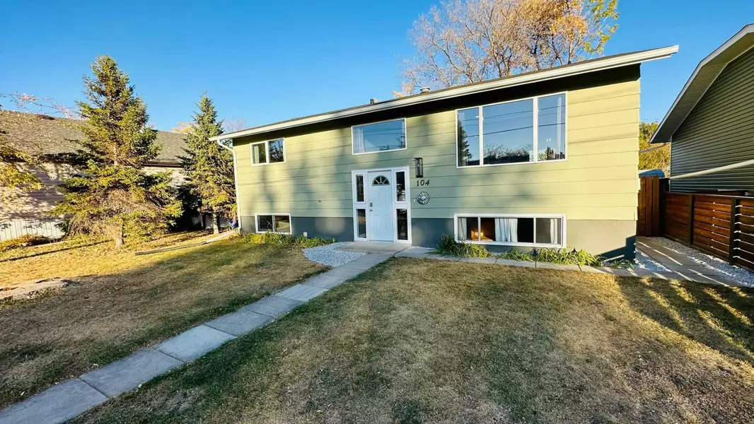 104 22 Street NW, Drumheller, AB T0J 0Y1