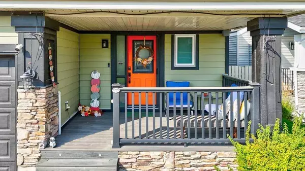 Calgary, AB T2X 3K7,15 Chaparral CRES SE