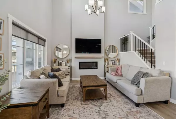 Airdrie, AB T4B 5J9,504 Creekrun LN SW