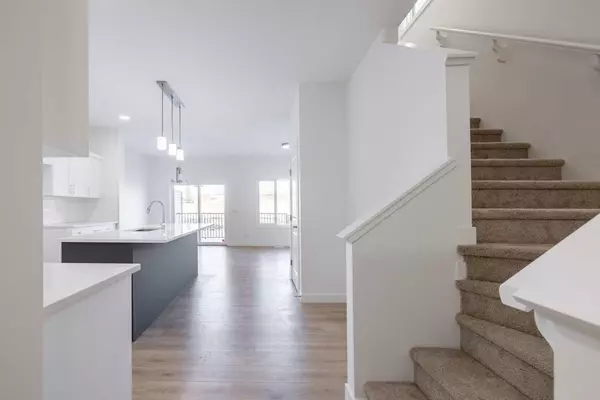 Cochrane, AB T4C 0L3,47 Heritage MNR