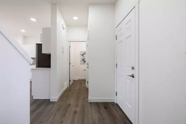 Cochrane, AB T4C 0L3,47 Heritage MNR