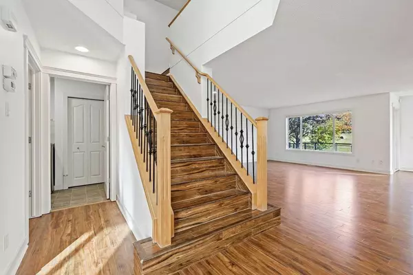 Calgary, AB T3H 4L9,7936 Springbank BLVD SW