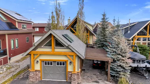 Rural Rocky View County, AB T4C 1B1,256 CottageClub CRES