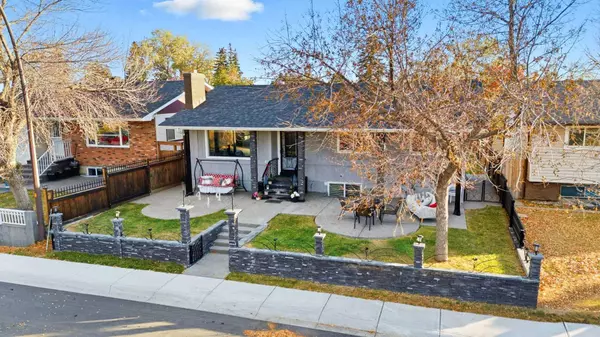 419 Whiteview Close NE, Calgary, AB T1Y1R5