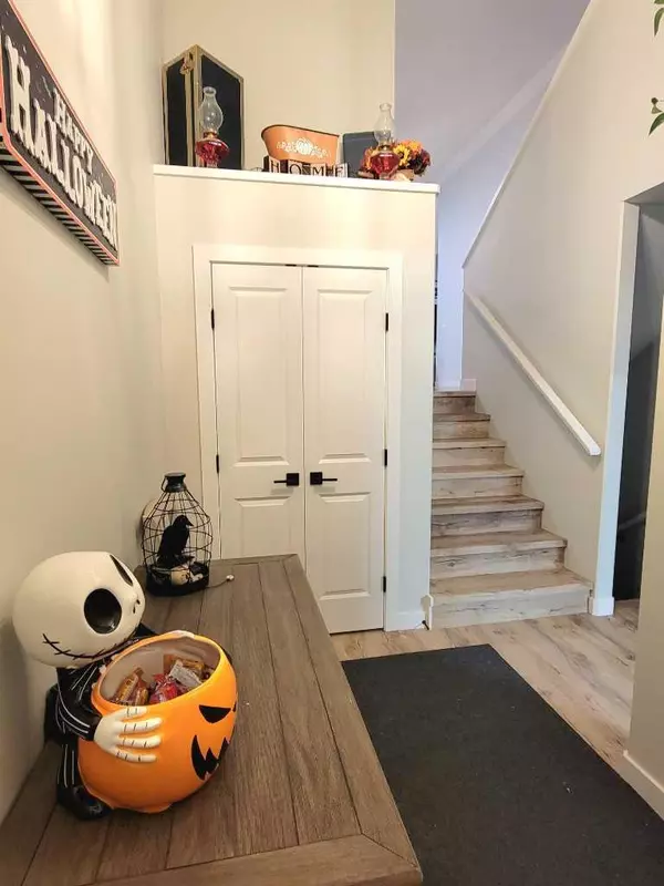 Clairmont, AB T8X 0W7,9513 114 AVE