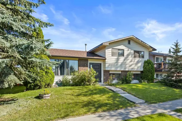 Calgary, AB T1Y 2N4,4724 Rundlehorn DR NE