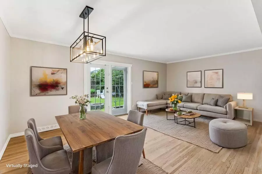 439 Hendon DR NW, Calgary, AB T2K 2A1