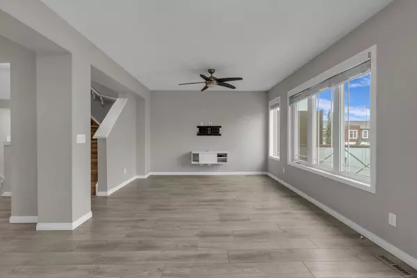 Calgary, AB T3N 0W5,309 Cityscape CT NE