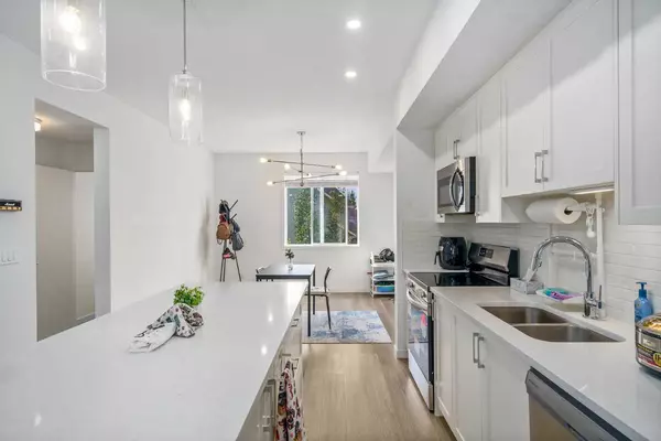 Calgary, AB T2Z 5G4,628 Copperstone MNR SE