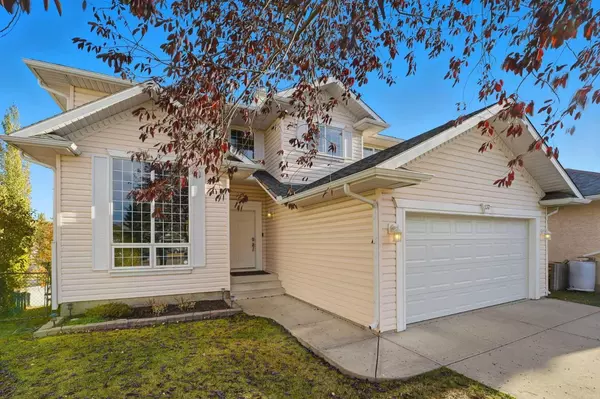 Calgary, AB T3L 1X9,137 Sceptre CT NW