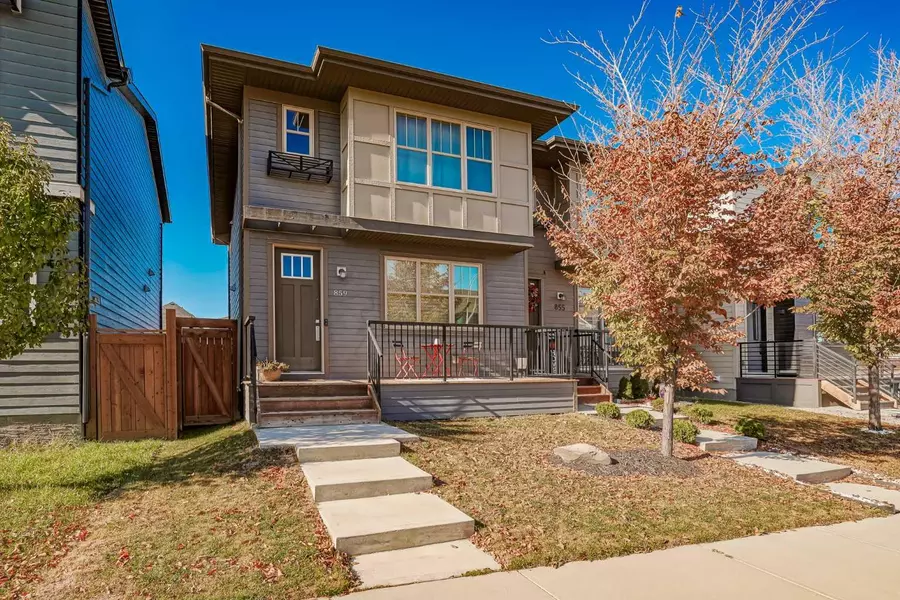859 Walgrove BLVD SE, Calgary, AB T2X4G1