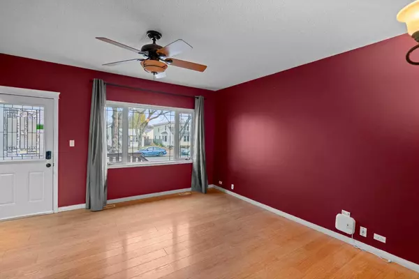 Camrose, AB T4V 1E9,5218 45 ST