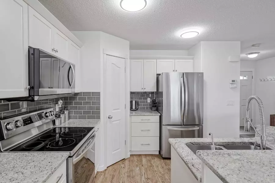 52 Autumn CT SE, Calgary, AB T3M 0P4
