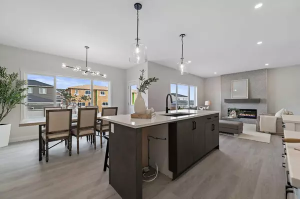 Airdrie, AB T4B 5M4,630 Bayview LN SW