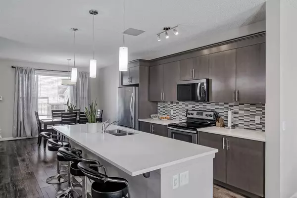 Calgary, AB T3M 1Z4,8 Cranford PARK SE