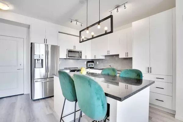 Calgary, AB T3P 1E3,15 Sage Meadows LNDG NW #4416