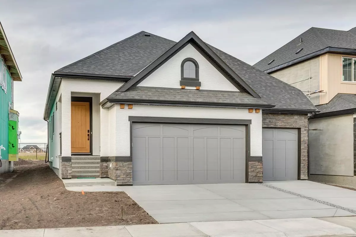 Calgary, AB T3M 3S9,176 Marina GRV SE