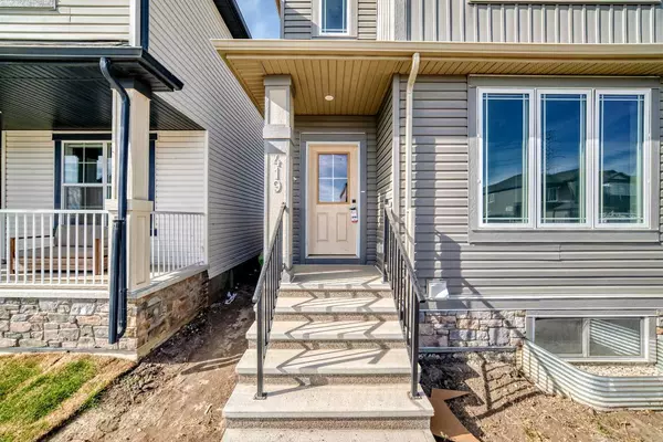 Calgary, AB T3S 0N3,419 Hotchkiss MNR SE