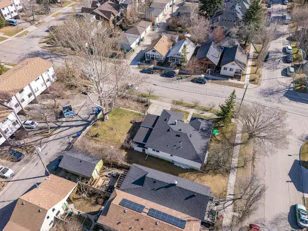 Calgary, AB T2N0Y7,414 7 AVE NW