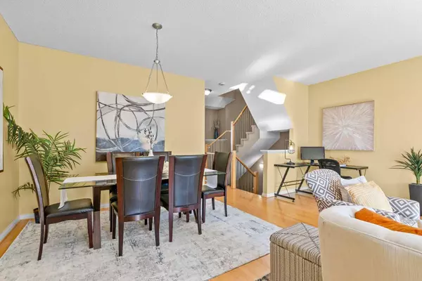 Calgary, AB T3A 6H1,147 Hampstead GN NW