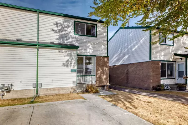 Calgary, AB T2A 4Y8,120 Pennsylvania RD SE