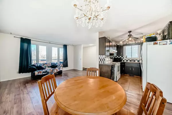 Calgary, AB T1Y 4C1,5623 Templehill RD NE