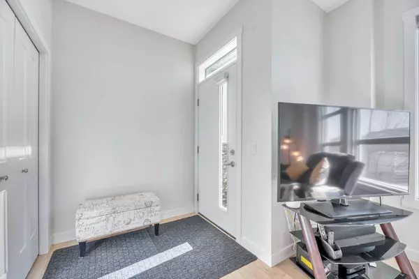 Calgary, AB T2X4M6,196 Wolf Hollow PARK SE