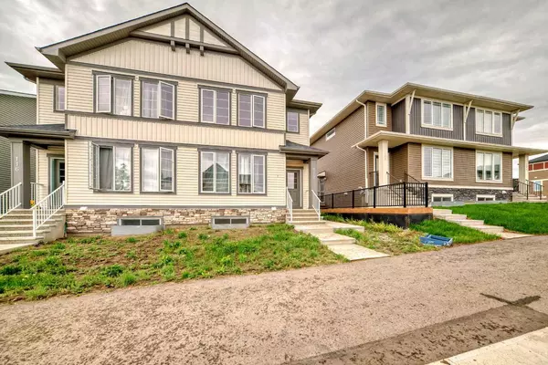 Calgary, AB T3P 1W5,112 Ambleton ST NW