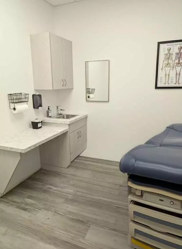 Medicine Hat, AB T1B4E7,1424 Southview DR SE #107