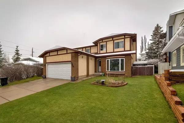 Calgary, AB T3G 3B9,7 Hawksley CRES NW