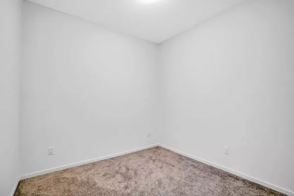 Calgary, AB T2X4A4,151 Legacy Main ST SE #6105