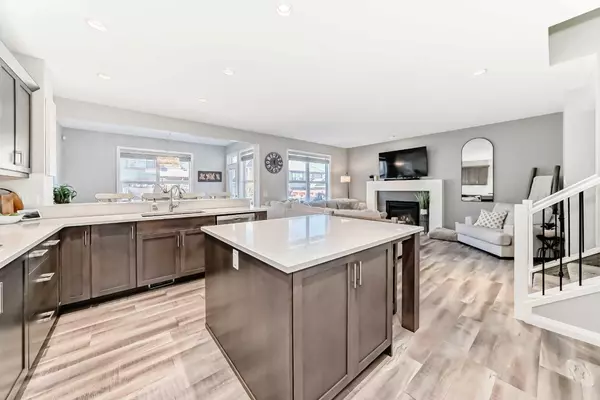 Cochrane, AB T4C 0V4,10 Riviera PL