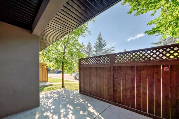 Calgary, AB T3B 0P5,1812 47 ST NW