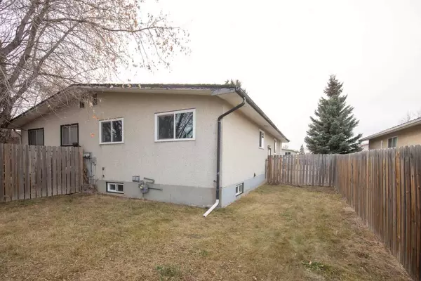 Red Deer, AB T4N 5Y3,40 Wells ST