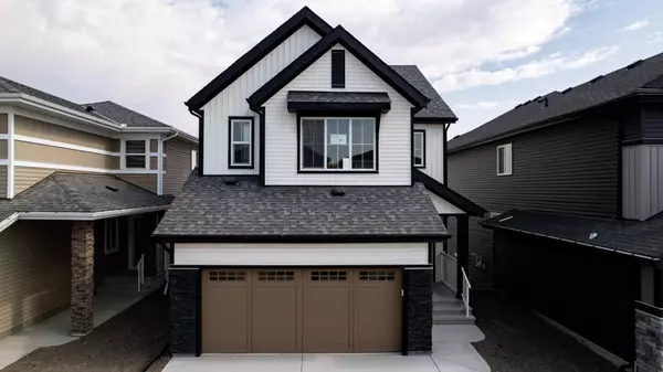 3082 Key DR SW, Airdrie, AB T4B 5T1