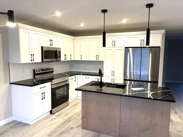 Sylvan Lake, AB T4S 1S8,125 Hampton CRES